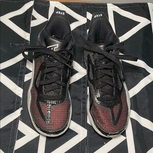 Jordan Tatum 1 Black and Red Athletic Sneakers